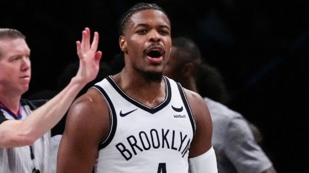 Dennis Smith Jr. agrees to 1-year deal to return to Mavericks