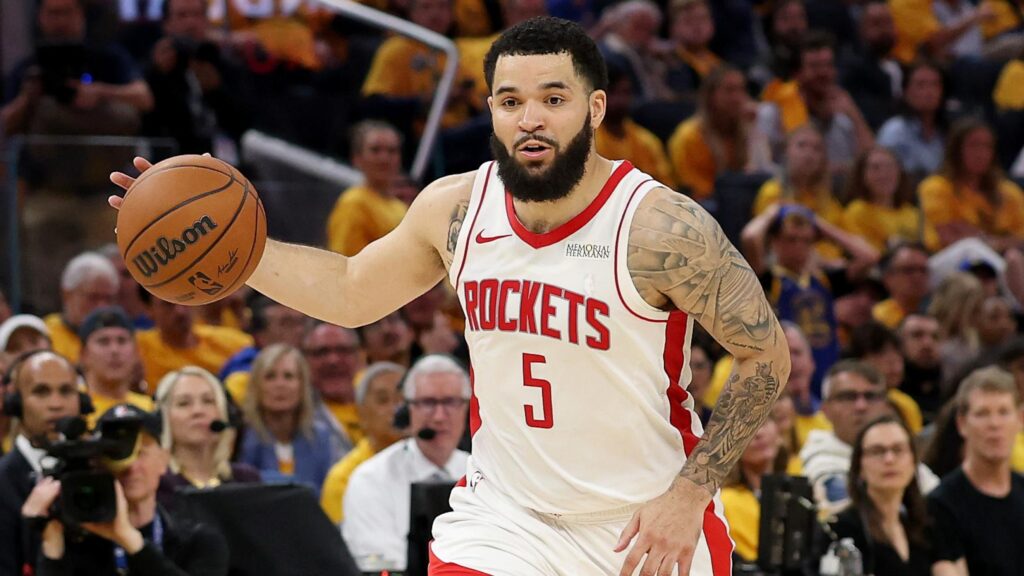 Fred VanVleet Shares Video After Surgery for Knee Injury, Says He'll 'Knock Out' Rehab