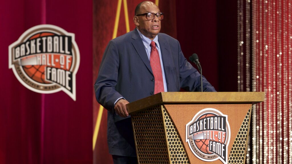 Hall of Fame coach George Raveling dies at 88 from cancer