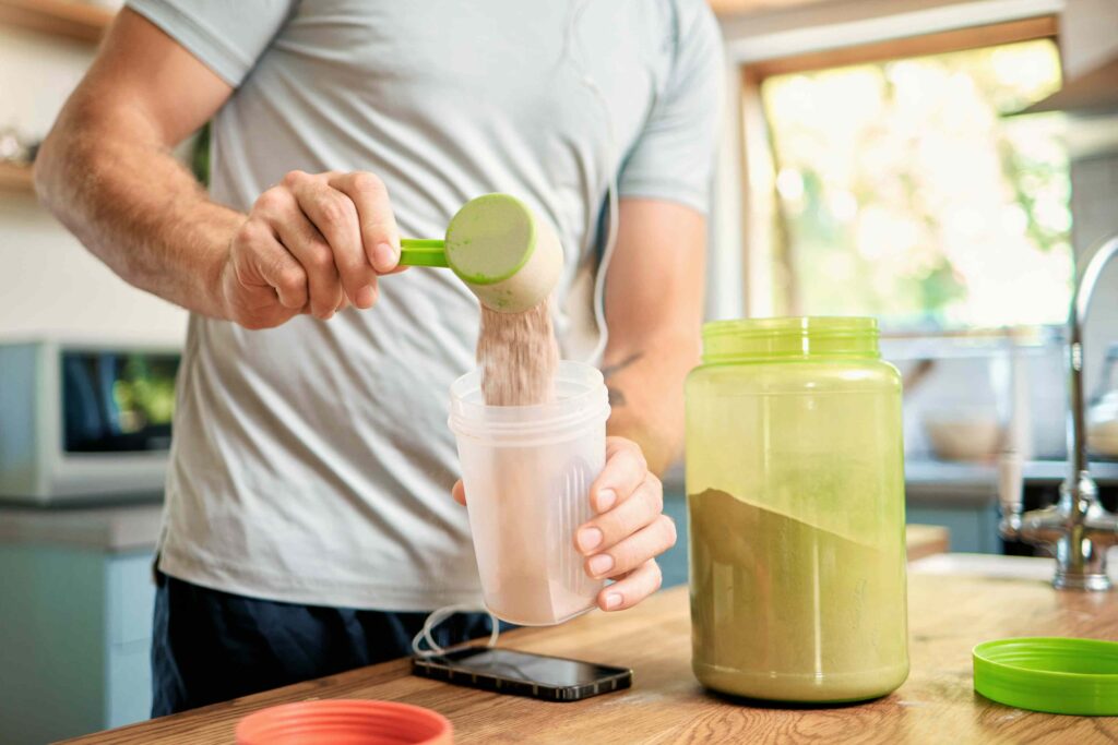 Is It Better to Take Creatine Daily, or Just When You're Working Out?