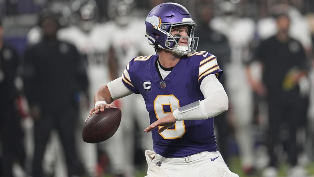 J.J. McCarthy, Vikings' Struggles Called out by NFL Fans in Loss to Penix Jr., Falcons