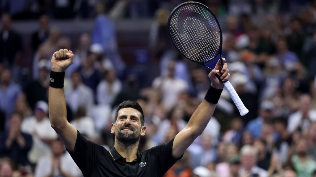 Novak Djokovic reaches US Open quarterfinals with dominant effort