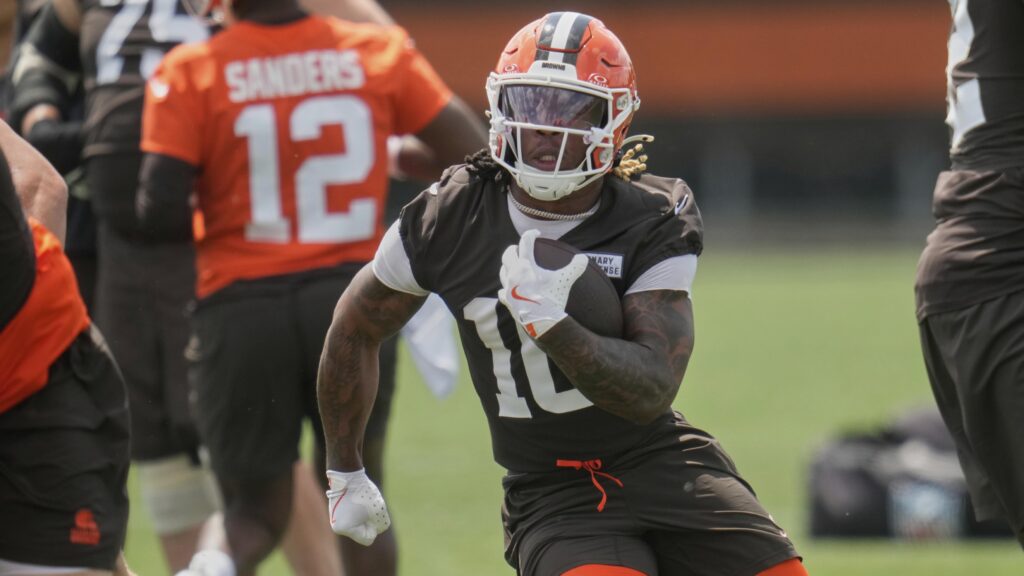 Quinshon Judkins Says He’s ‘Going to Give It My All’ If He Plays for Browns vs. Ravens Quinshon Judkins Says He's 'Going to Give It My All' If He Plays for Browns vs. Ravens