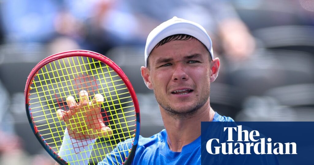 Tennis star gives boy his cap after snatching video at US Open goes viral | US Open Tennis 2025