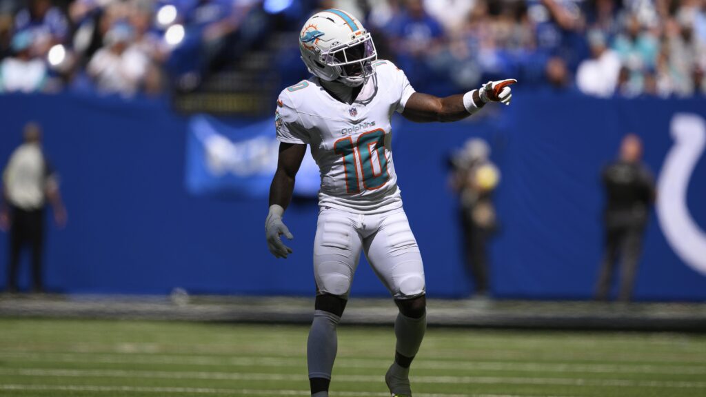 Tyreek Hill Trade Reportedly Eyed by Chiefs, Steelers amid Dolphins, NFL Rumors