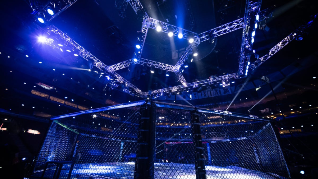 UFC signs 3 hulking heavyweights to roster