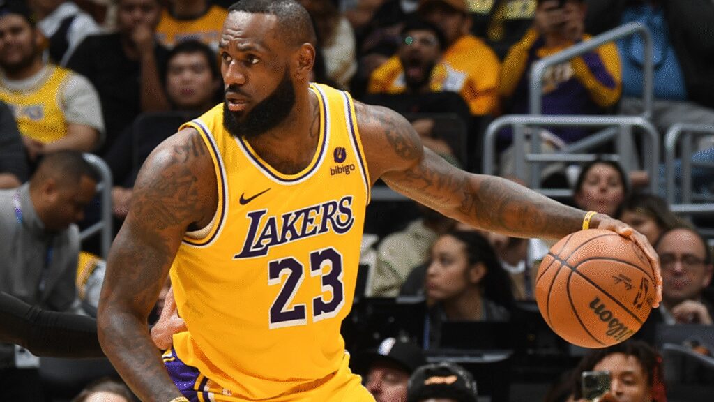 Charles Barkley Shrugs Off LeBron James Injury Concerns, Says the Real Problem Is NBA King’s Age | NBA Charles Barkley Shrugs Off LeBron James Injury Concerns, Says the Real Problem Is NBA King's Age | NBA