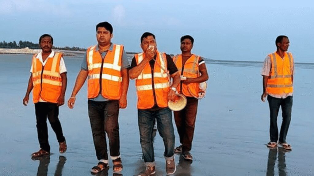 Cyclone Montha Live Tracker: Storm Makes Landfall, PM Modi Calls Naidu as 8 Odisha Districts on Red Alert Cyclone Montha Live Tracker: Storm Makes Landfall, PM Modi Calls Naidu as 8 Odisha Districts on Red Alert
