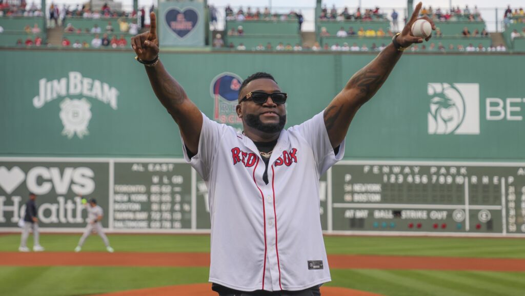 David Ortiz Trolls Yankees in Photo After Red Sox Win MLB Playoffs Wild Card Game 1