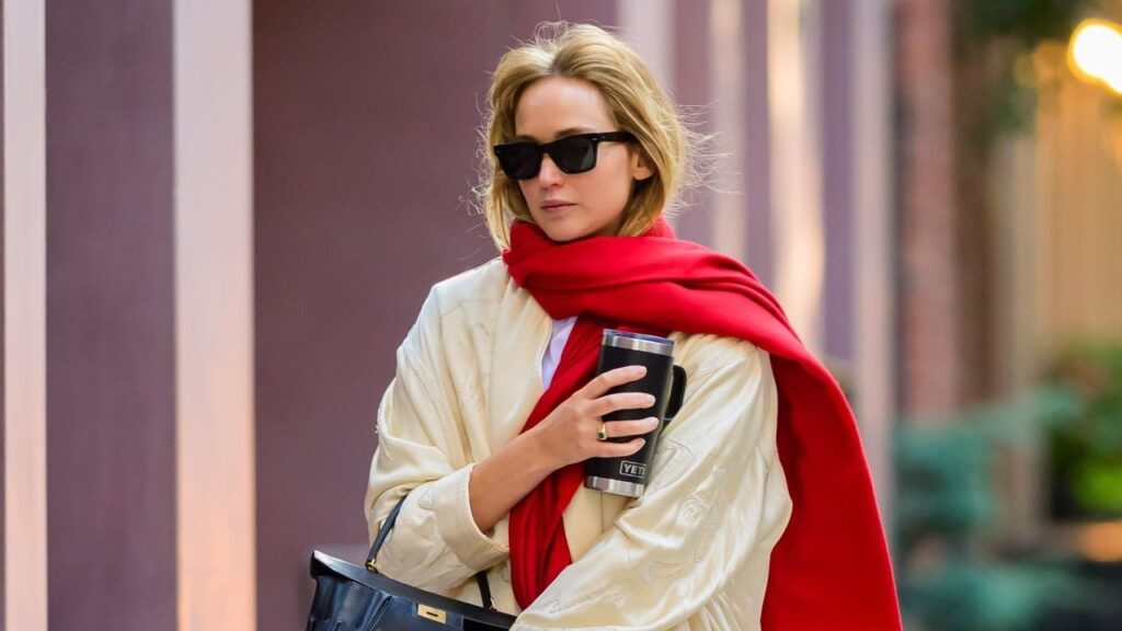 Jennifer Lawrence’s $150 Salomon Hikers Boosted Her Fall Fit From Good to Great
