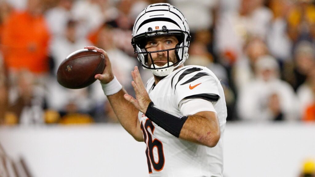 Joe Flacco Talks 'Special' Win vs. Aaron Rodgers, Steelers as Ja'Marr Chase Hypes QB