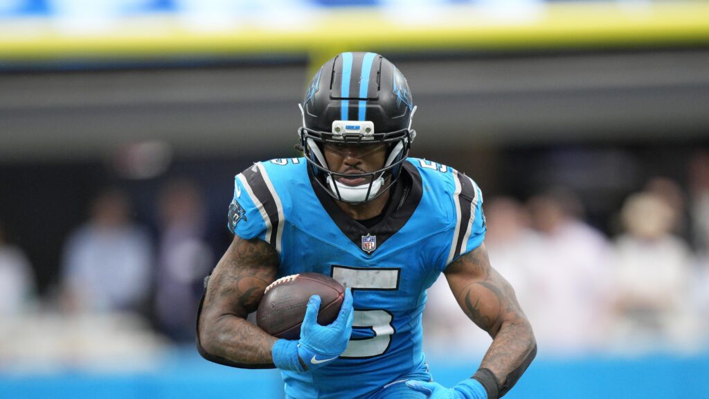 Panthers' Rico Dowdle Says Cowboys Never Made Contract Offer, Talks Future Deal in FA