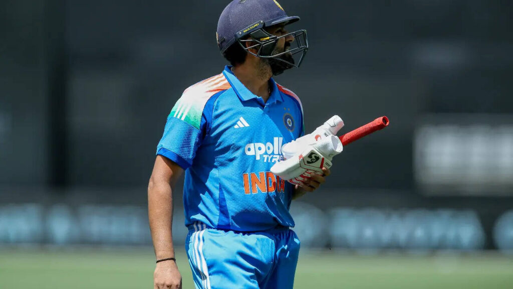 Rohit Sharma Needs 2 Runs In Second ODI To Create History And Become First Indian To Score 1000 Runs Against Australia In Australia | Cricket
