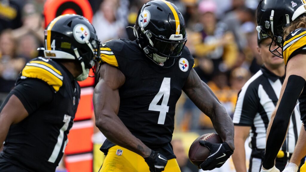 Steelers' DK Metcalf Says It Was 'Fun Kicking the Browns' Ass' in NFL Week 6