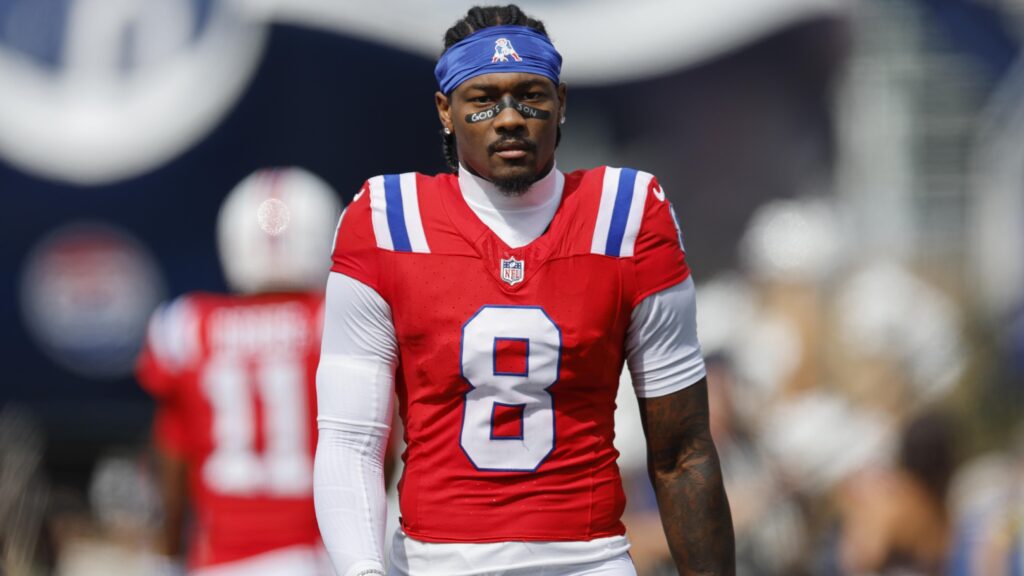 Stefon Diggs Hailed as a 'Great Leader' by Hunter Henry, Brought 'Energy' to Patriots