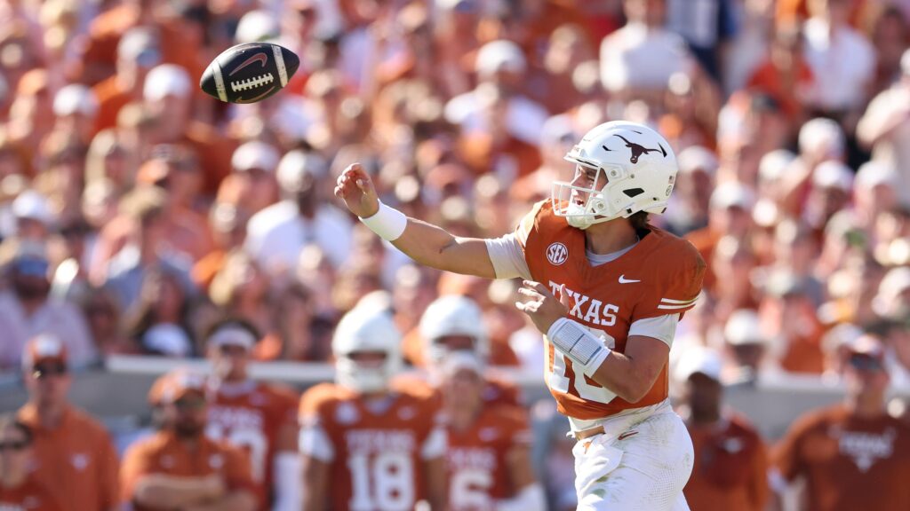 Texas Trolls Oklahoma in Instagram Report Photo After Arch Manning Leads Rivalry Win