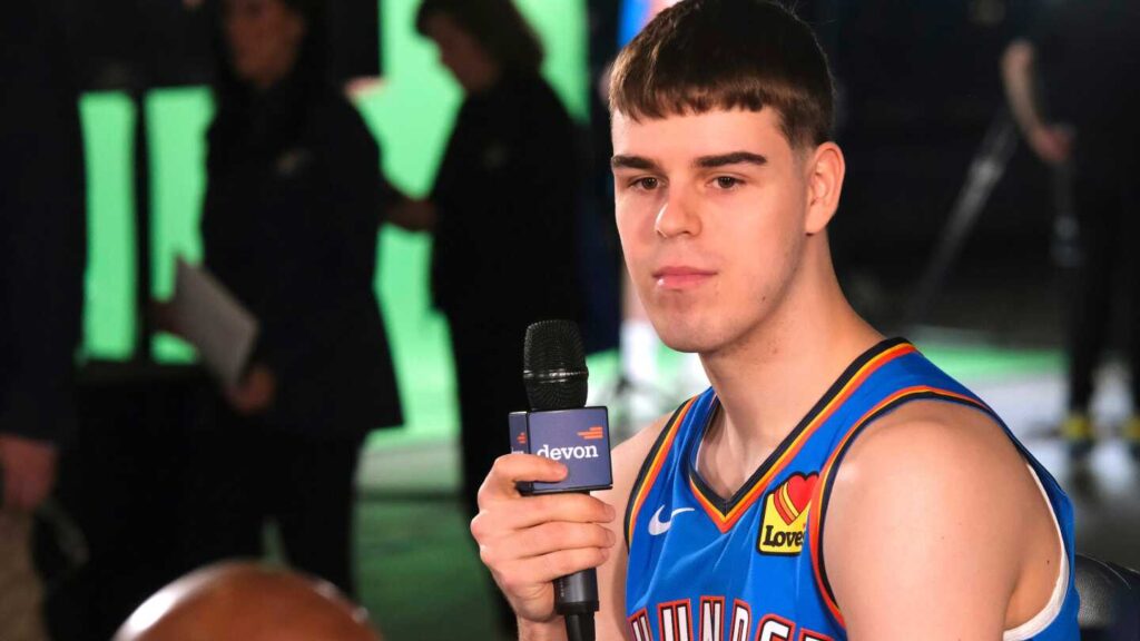 Thunder's Nikola Topic out at least 4-6 weeks following testicular procedure