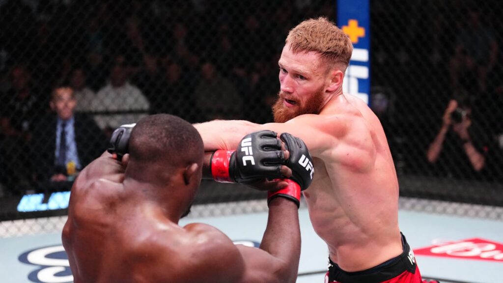 UFC books 'TUF 32' runner-up, sophomore for middleweight collision