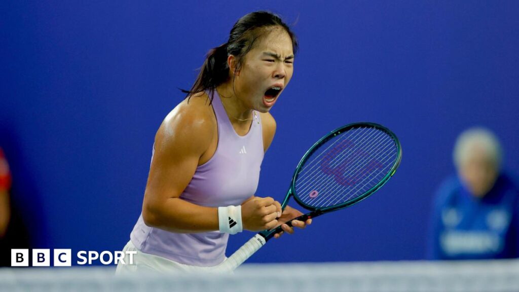 Wrexham Open: Mimi Xu to face Mika Stojsavljevic in final Mimi Xu celebrates after winning a point