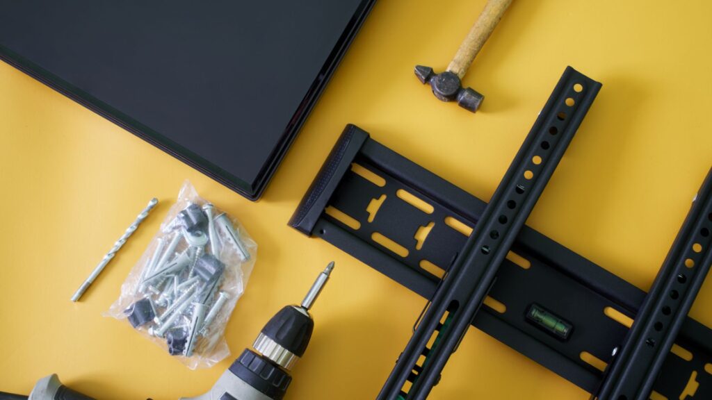 TV mount from Getty Images