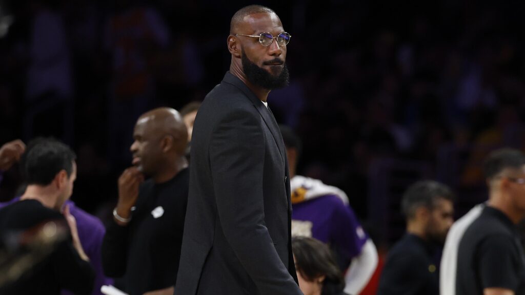 LeBron James Will Reportedly Miss Lakers’ Road Trip, Latest Timeline for Injury Return LeBron James Will Reportedly Miss Lakers' Road Trip, Latest Timeline for Injury Return